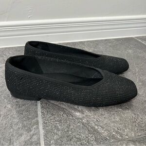 Vivaia Square-Toe V-Cut Flats Black Silver Size 39 US8 Margot Comfort Shoe